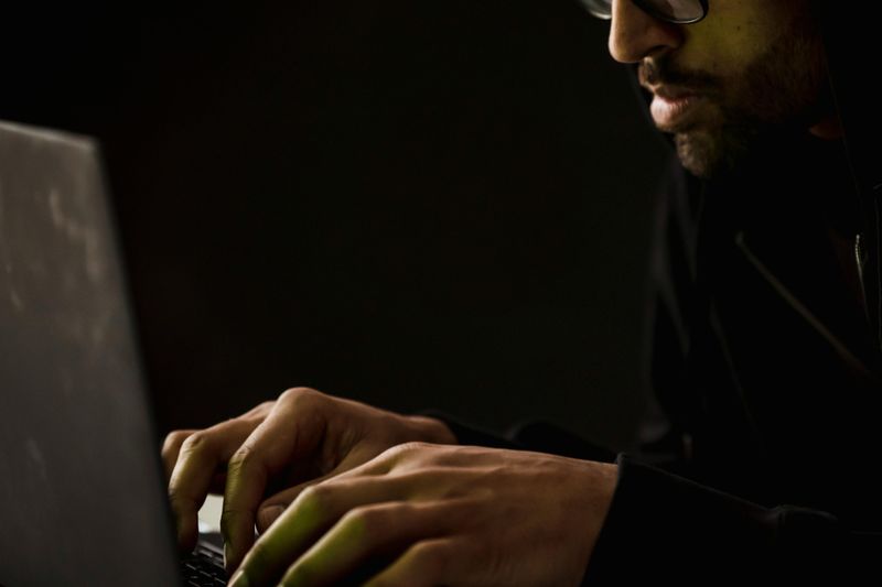 Using Your Real Name Online