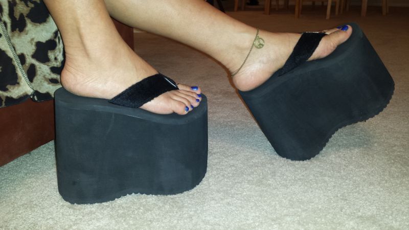 Platform Flip-Flops