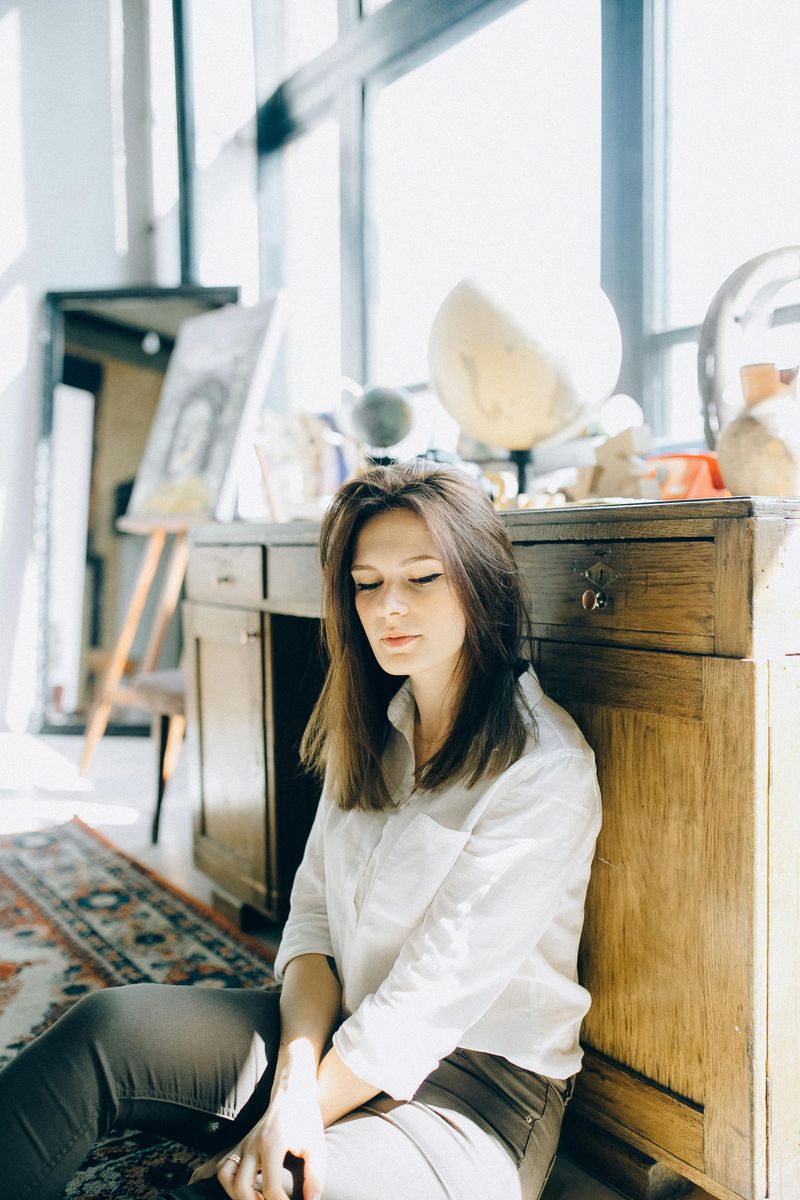 10 Tips to Leave Behind the Love That Broke You (And Make Space for the One Who Won’t)