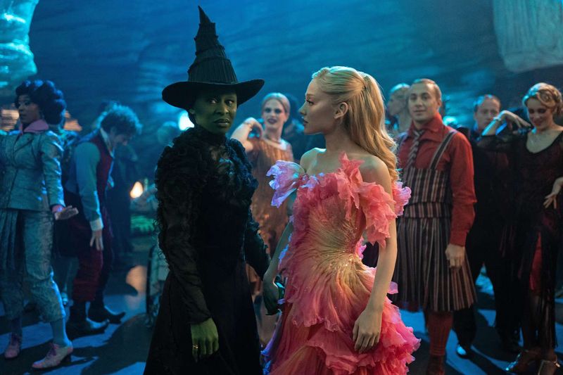 Experts Reveal the 10 Hottest Halloween Costumes of the Year