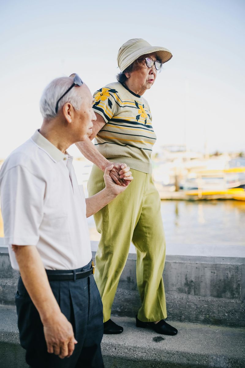 Aging Embracers