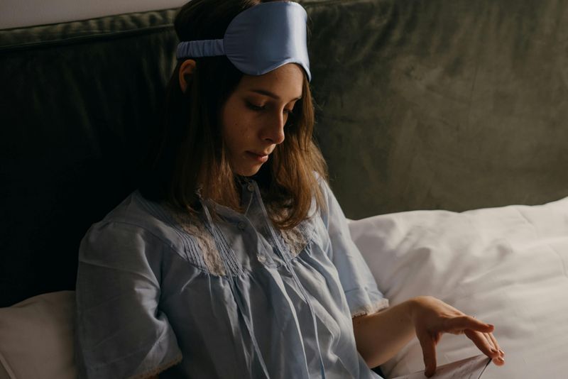 Adopt a 'Boring Hour' Before Bed