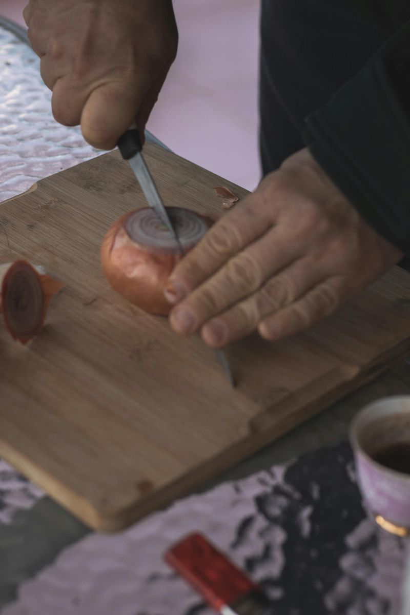 Some onions and methods make it worse (or better)