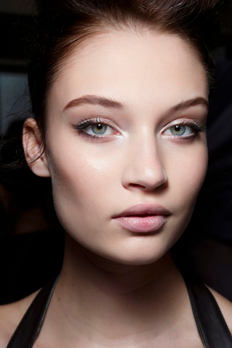 Gentle Lower Lash Line