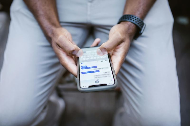 Deleting Texts or Messages
