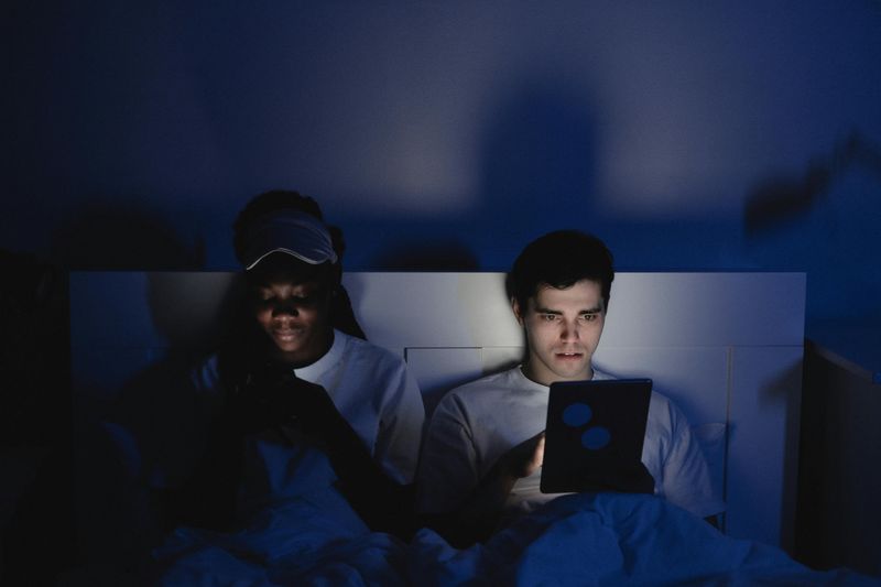 They Sometimes Feel Lonely Together