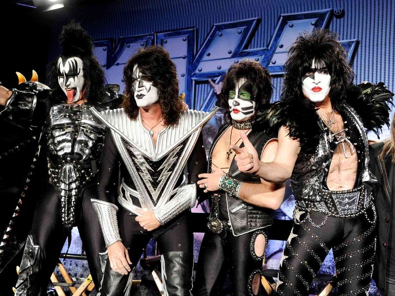 KISS
