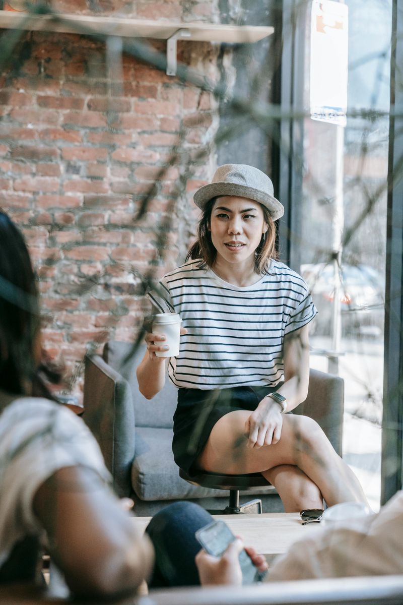 15 Moments That Make You Realize Someone Was Never Really in Your Corner