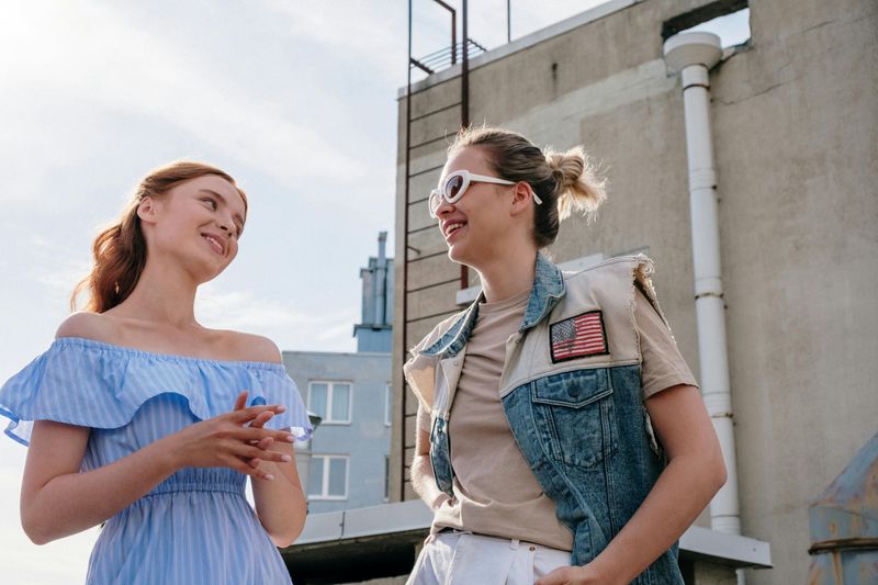 Smiling and Chatting with Complete Strangers