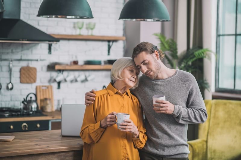 Men Who Have a Strong Bond With Their Mom Often Share These 11 Traits