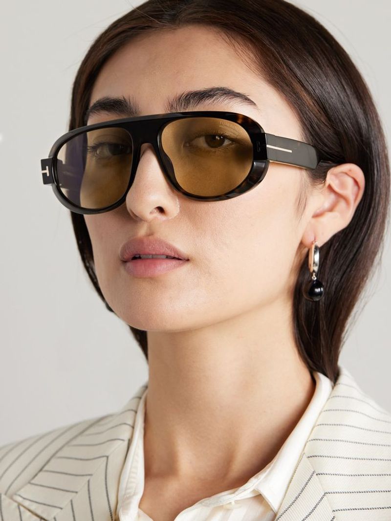 Tinted-Lens Aviators Add Subtle Color Dimension