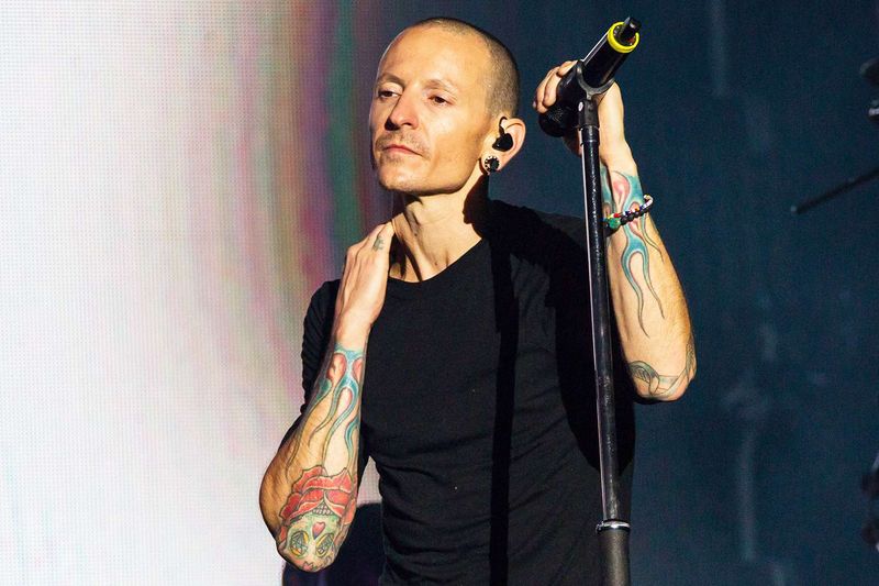 “Numb” – Linkin Park (2003)