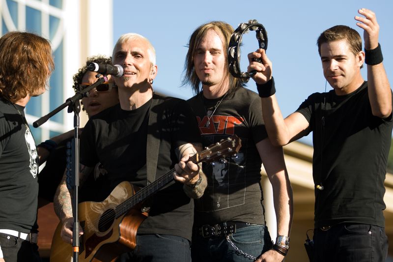 14 '90s Bands We Didn't Appreciate Enough at the Time