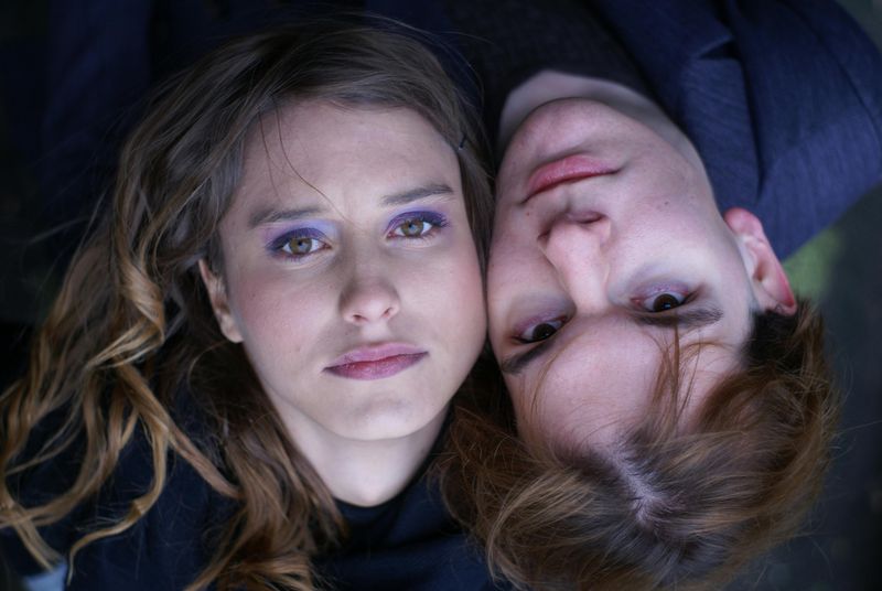 Is It Intimacy or Just Familiarity? 10 Signs That Help You Tell the Difference
