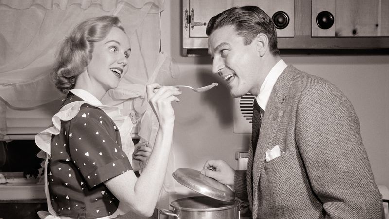 13 Outdated Rules Women Had to Follow in the 1950s