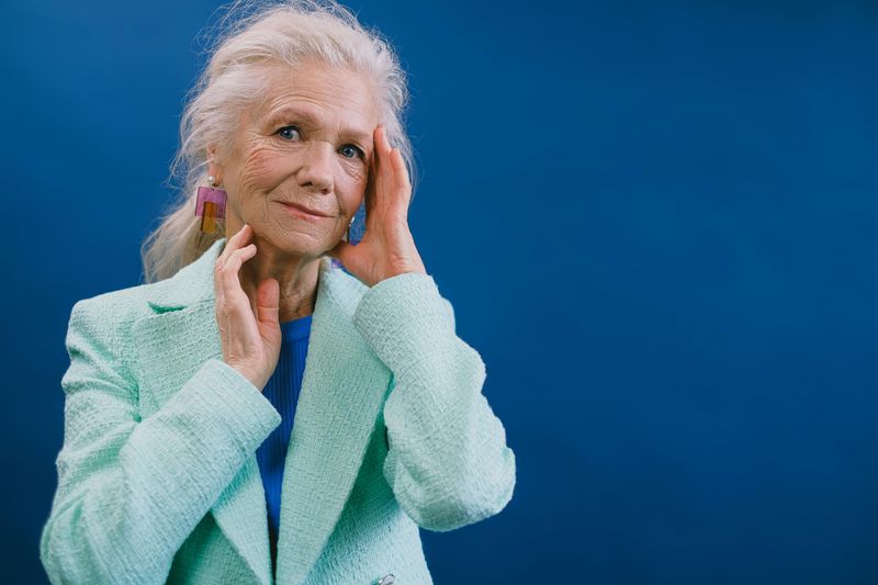 15 Clothing Mistakes That Add 10 Years to Your Look