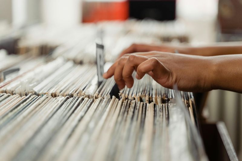 Buying Albums Based on Cover Art and One Single