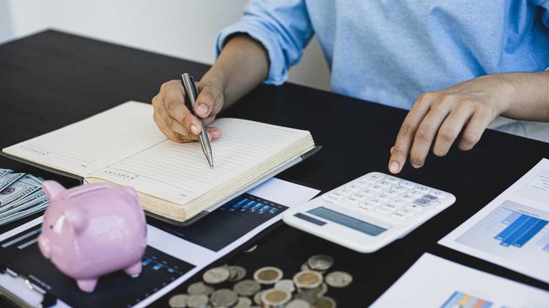 Set Clear Financial Goals