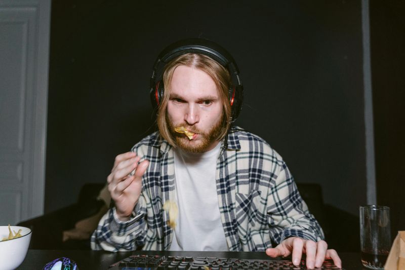 Excessive distraction or escapism