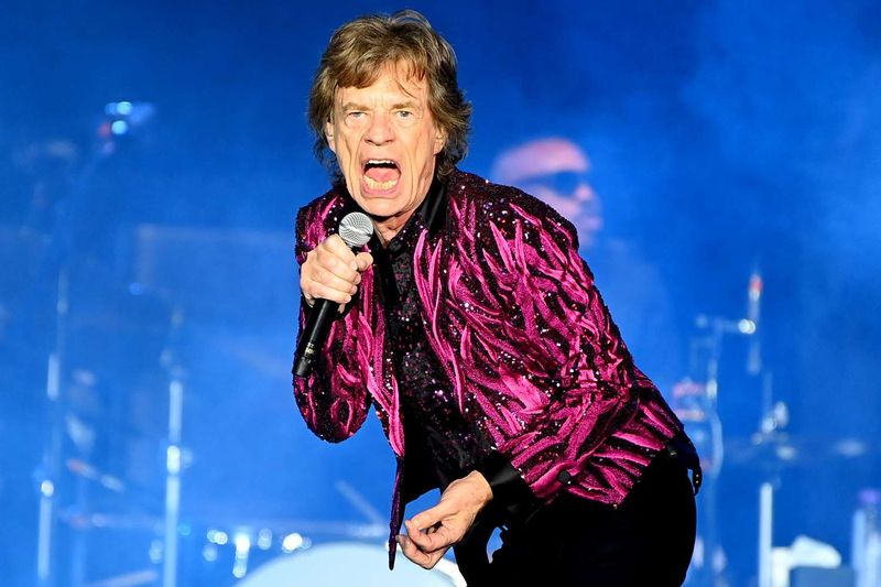 18 Legendary Singers Over 70 Still Rocking the Stage