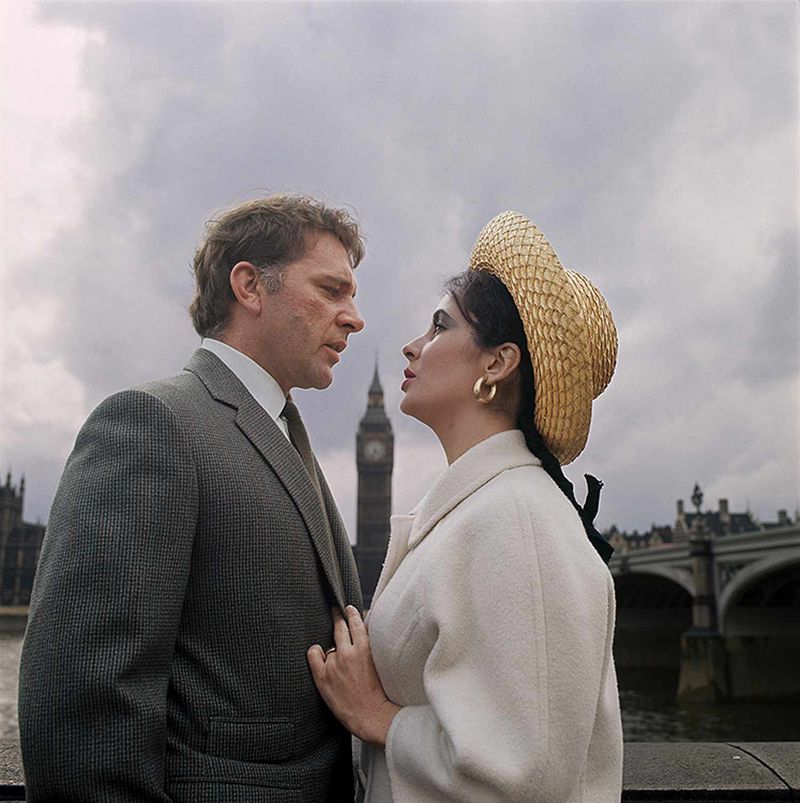 Elizabeth Taylor & Richard Burton (1974)