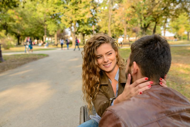 Psychologists Reveal 15 Phrases Women Use When They Can’t Be Trusted