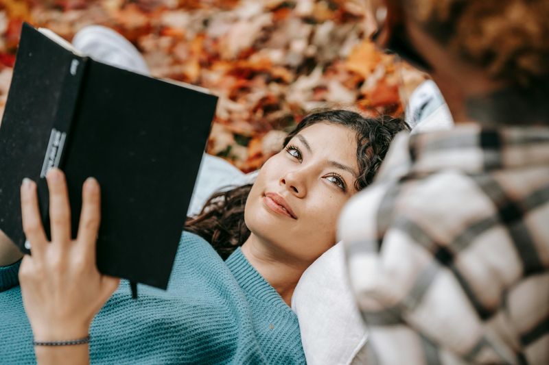 14 Things That Activate His Hero Instinct (Yes, It's a Real Thing)