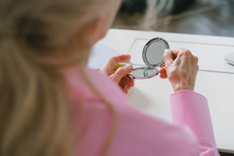 Reduced Motivation for Appearance or Home Care