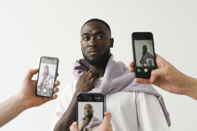 Today, I asked my phone, ‘Siri, why am I still single?’