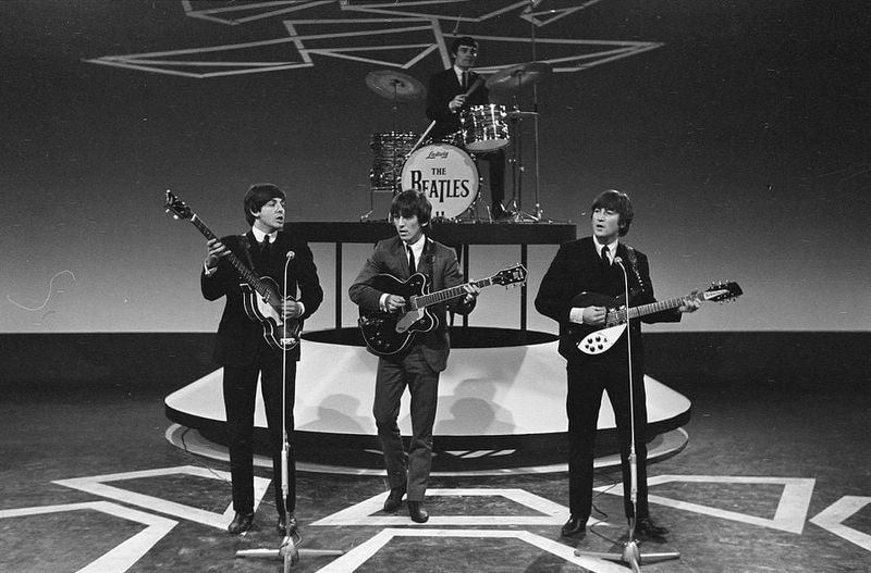 “Hey Jude” – The Beatles