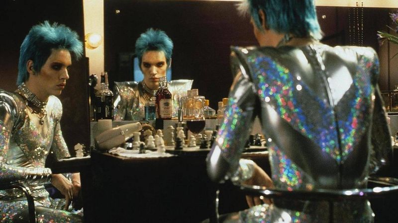 Velvet Goldmine (1998)