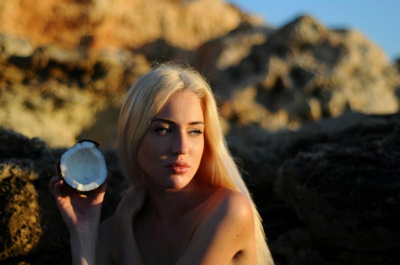 Use Coconut Oil for Hair and Skin