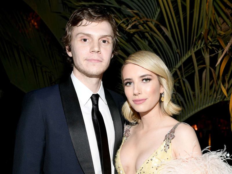 Emma Roberts & Evan Peters