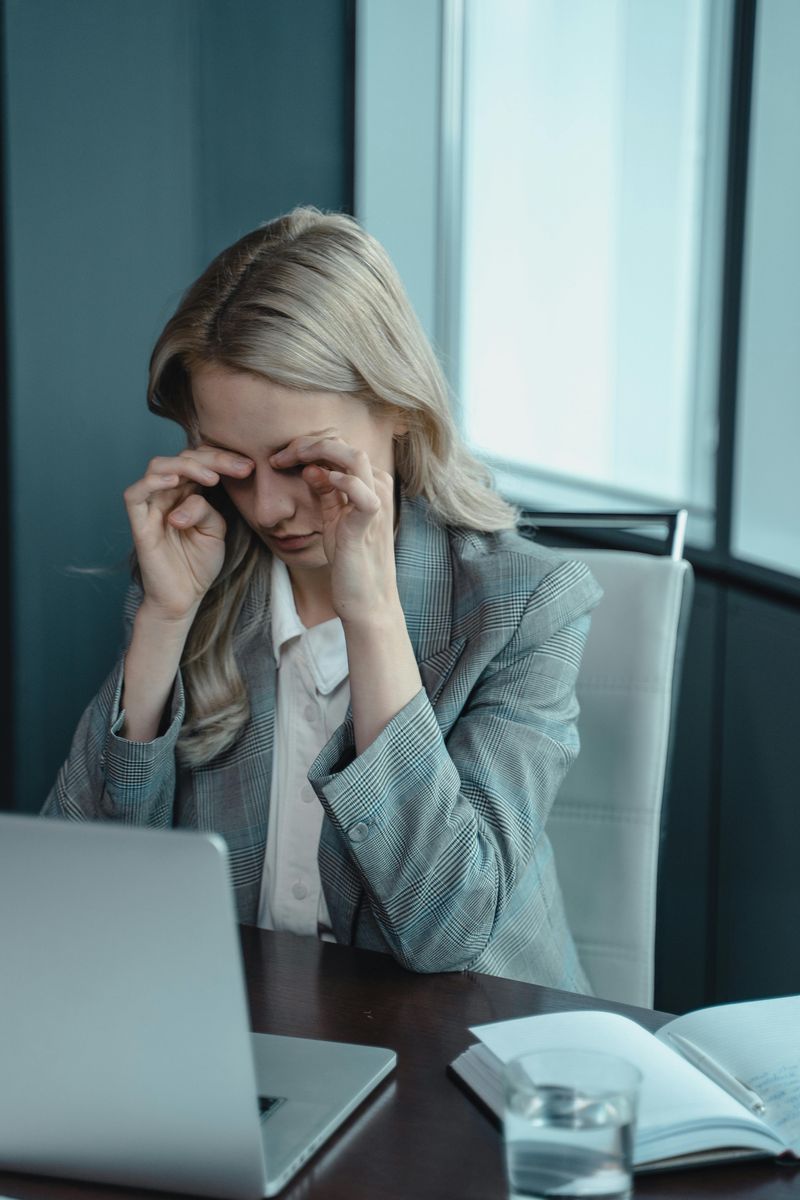 Silence or Minimizing Voice