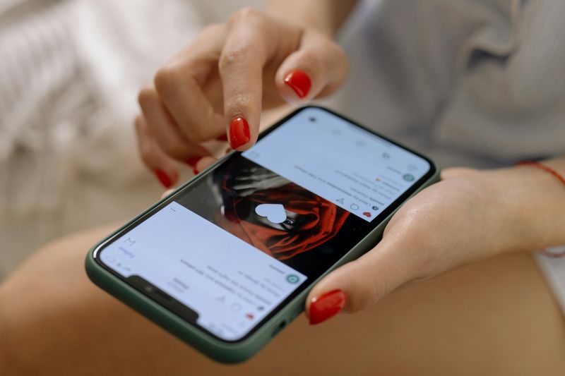 Comparison Traps Fuel Depression
