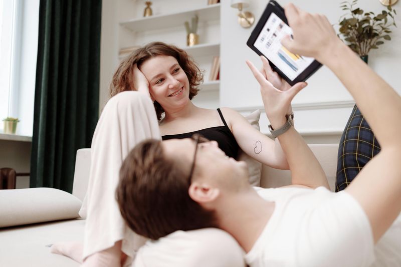 He Has No Consistent Savings Goals