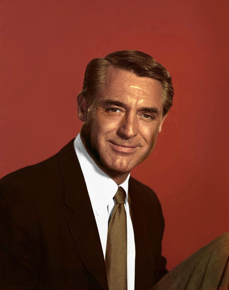 Cary Grant - The Epitome of Sophistication