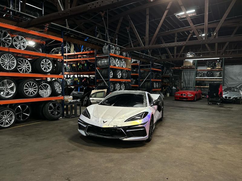 Cars & Auto Parts