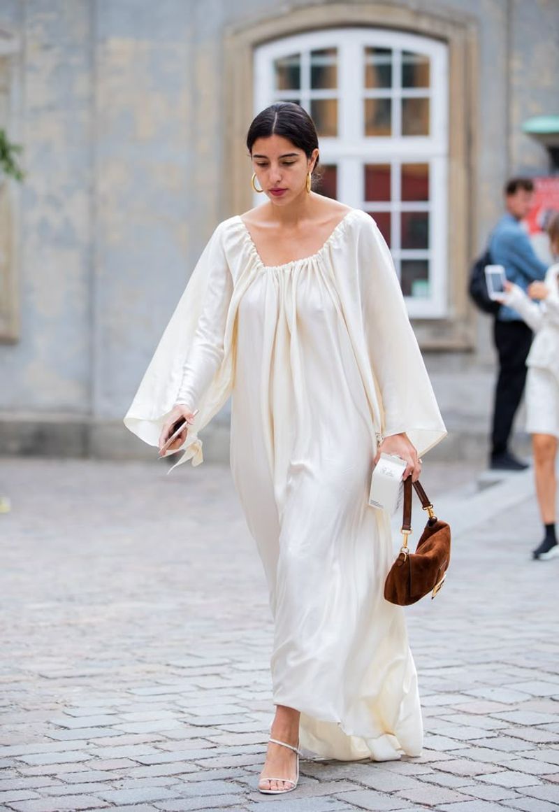 11 Stylish Outfit Ideas for Women Who Value Comfort & Class