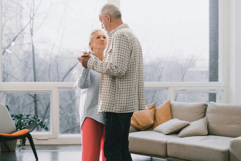 16 Brutal Marriage Truths Every Wife Wishes She'd Known Before Saying 