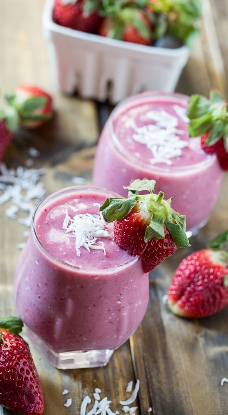 Berry Coconut Splash