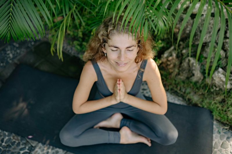 10 Holistic Practices That Support Hormonal Health
