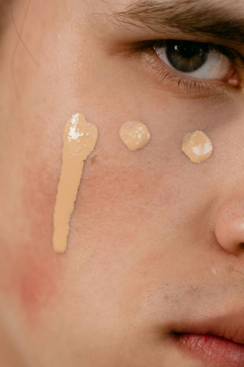 Heavy concealer/foundation that’s visibly sitting on the skin