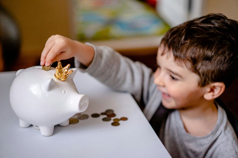 How to Explain Budgeting to Children in Easy Steps