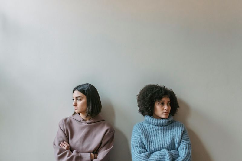 12 Science-Backed Red Flags That Prove You Shouldn't Trust Someone