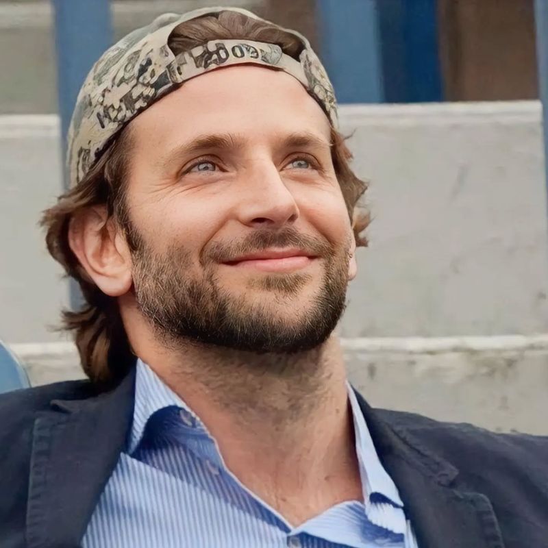 Bradley Cooper – 6'1