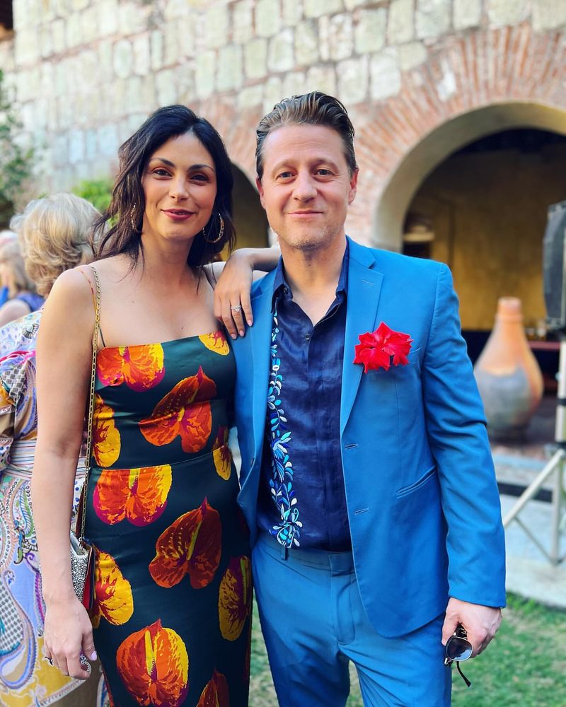 Ben McKenzie & Morena Baccarin