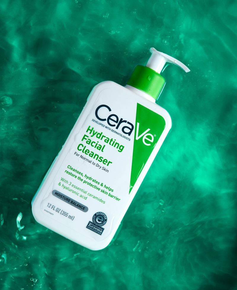 CeraVe Hydrating Facial Cleanser