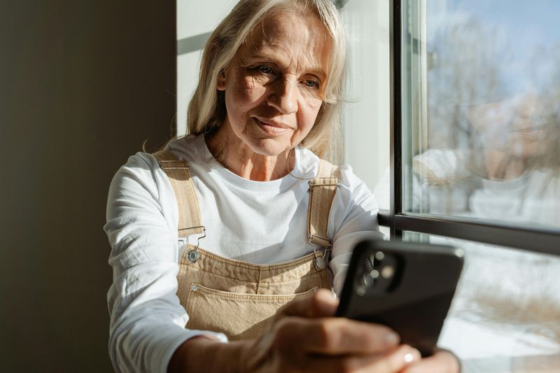 Phone-Based Life Coach or Counselor (Non-Clinical)