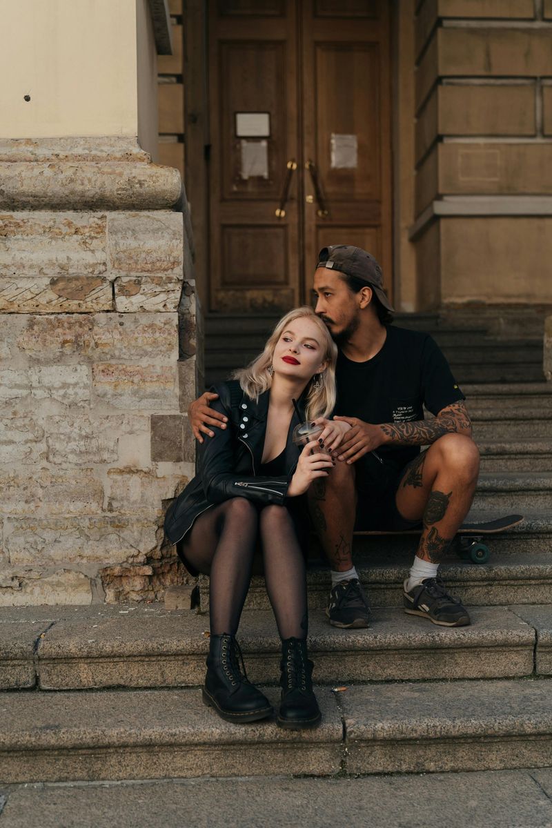 10 Little Habits That Reveal Your Boyfriend Is in It for the Long Haul